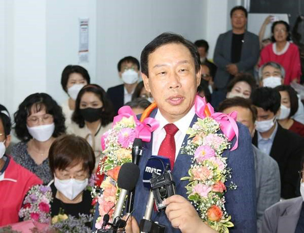 ���� �ù��� ������ ���� �ĺ��� ��ȣ���� �ʴ´�?