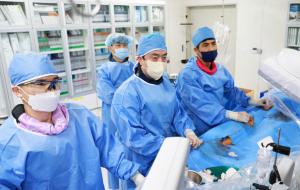 세종충남대병원, 말초동맥 폐색 환자 중재술 공개 시연 성공